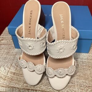 Jack Rogers Caroline 9.5 White Leather Floral Cutout Wedge Slide Sandal